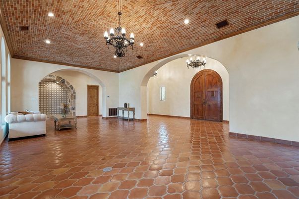 Chandelier, Interior, Recessed Lighting