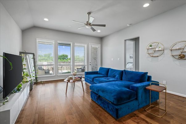 Interior, Living room, Recessed Lighting, Wood Texture Flooring