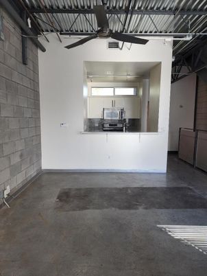 Garage, Interior, Stone Walls