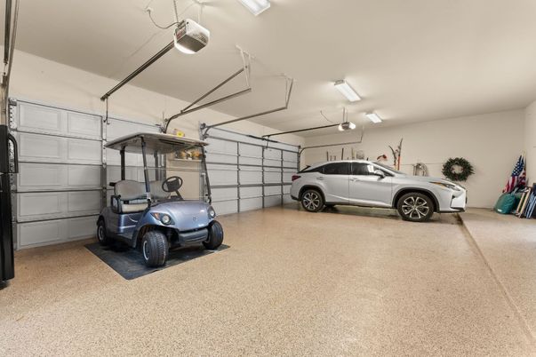 Garage, Interior