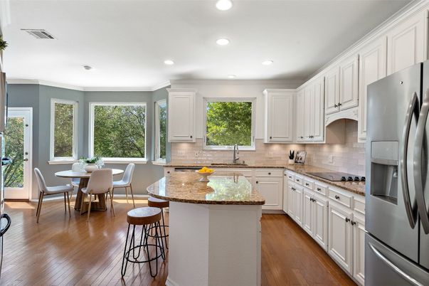 Dining room, Interior, Kitchen, Recessed Lighting, Wood Texture Flooring