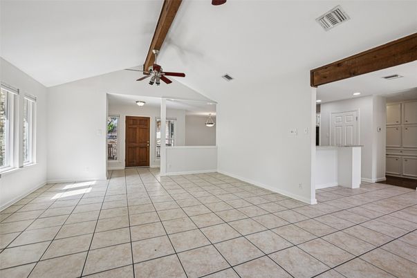 Empty room, Interior, Recessed Lighting, Wooden Beams