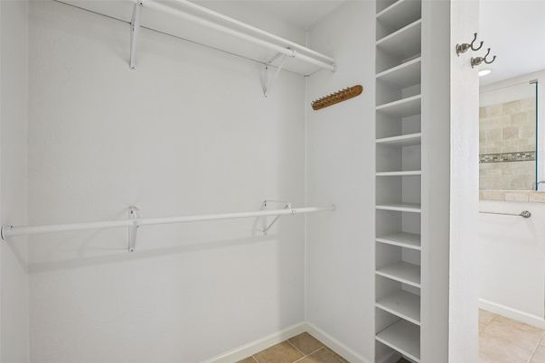 Interior, Walk-in Closets