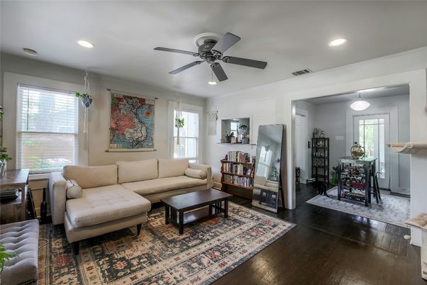 Interior, Living room, Pendant Lights, Recessed Lighting, Wood Texture Flooring