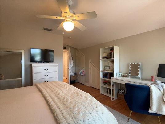 Bedroom, Home Office, Interior, Wood Texture Flooring