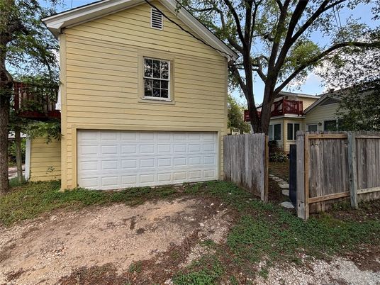 Detached Garage, Exterior