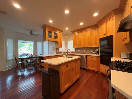 Dining room, Interior, Kitchen, Recessed Lighting, Wood Texture Flooring