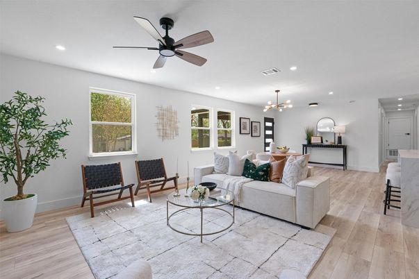 Dining room, Interior, Living room, Pendant Lights, Recessed Lighting, Wood Texture Flooring