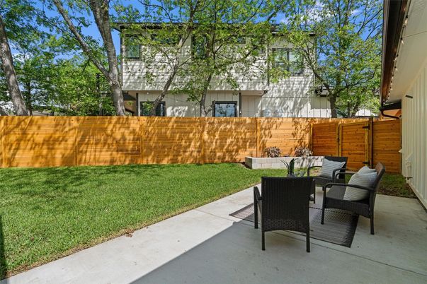 Backyard, Exterior