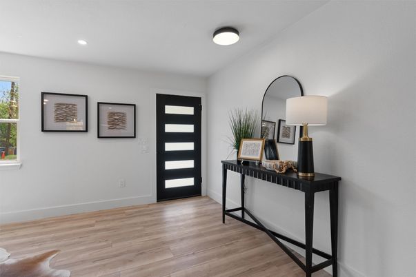 Interior, Recessed Lighting, Wood Texture Flooring