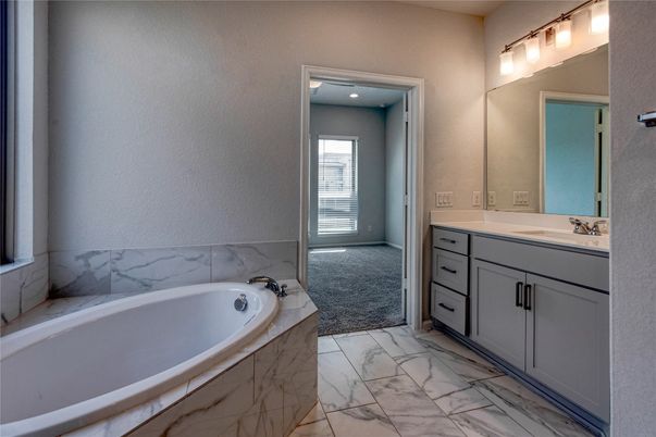 Bathroom, Interior, Marble, Recessed Lighting