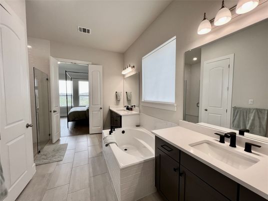 Bathroom, Dual Sink Vanities, Interior, Water