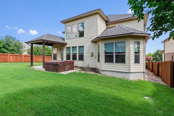 Backyard, Exterior, Hot Tub