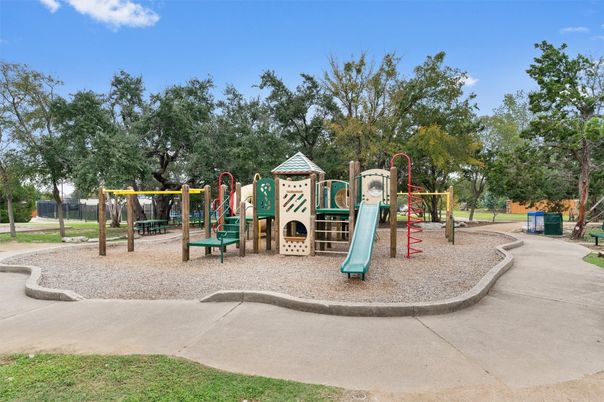 Backyard, Exterior, Playground