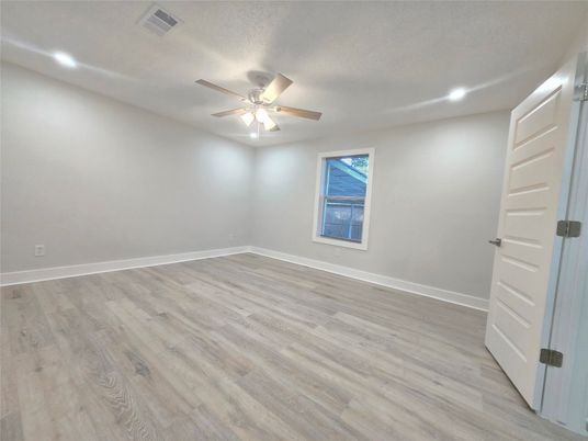 Empty room, Interior, Recessed Lighting, Wood Texture Flooring