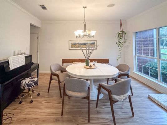 Chandelier, Dining room, Interior, Piano, Wood Texture Flooring