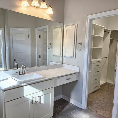 Bathroom, Dual Sink Vanities, Interior, Walk-in Closets