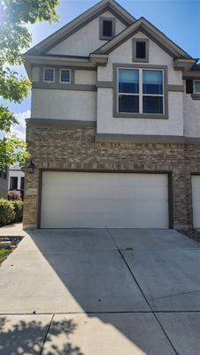 Attached, Exterior, Facade, Brick Facade, American Craftsman