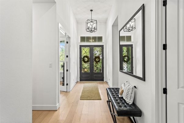 Interior, Pendant Lights, Wood Texture Flooring