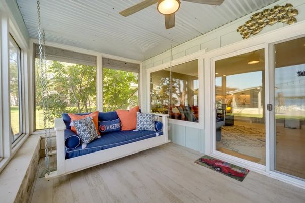 Interior, Sun Room, Wood Texture Flooring