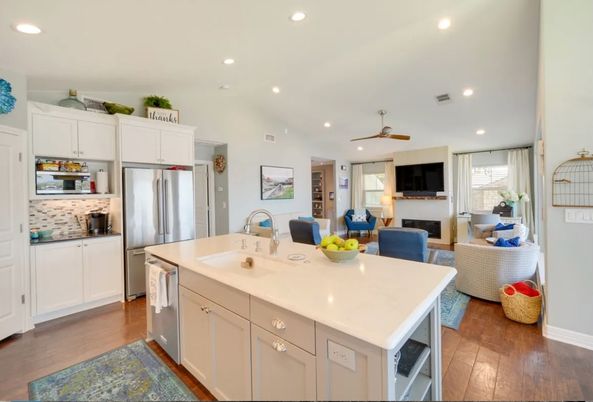 Dining room, Interior, Kitchen, Recessed Lighting, Stainless Steel Appliances, Wood Texture Flooring