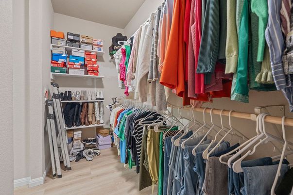 Interior, Walk-in Closets, Wood Texture Flooring