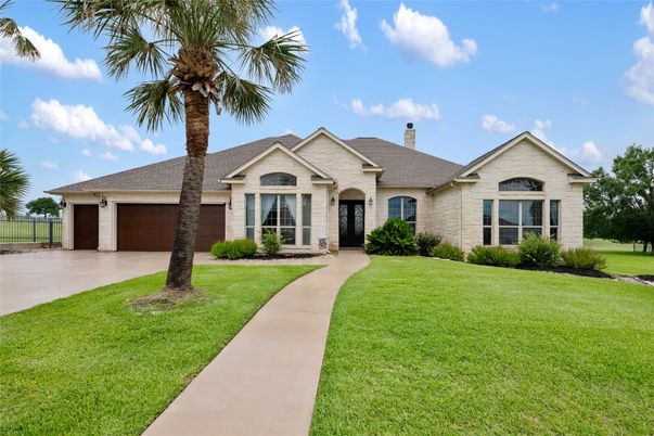 Attached, Backyard, Exterior, Facade, Ranch