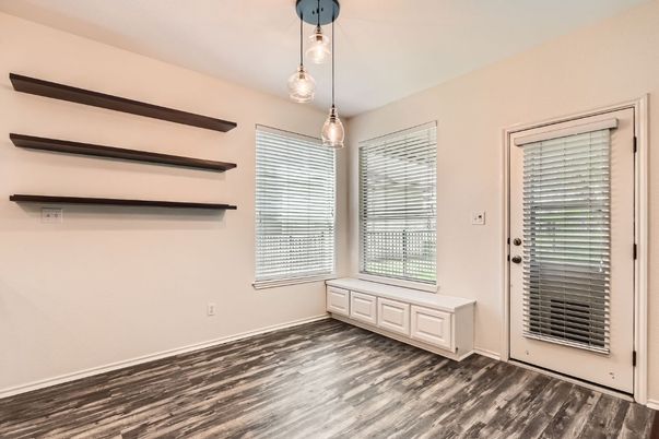 Interior, Pendant Lights, Wood Texture Flooring