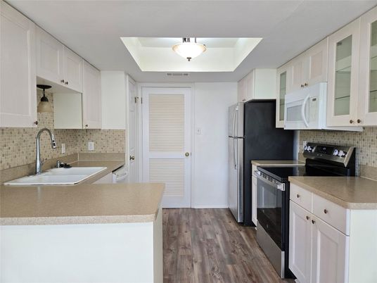 Interior, Kitchen, Wood Texture Flooring