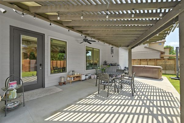 Exterior, Hot Tub