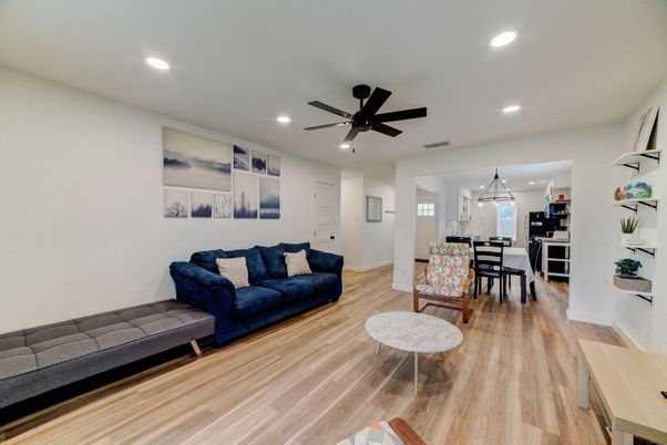 Dining room, Interior, Living room, Pendant Lights, Recessed Lighting, Wood Texture Flooring