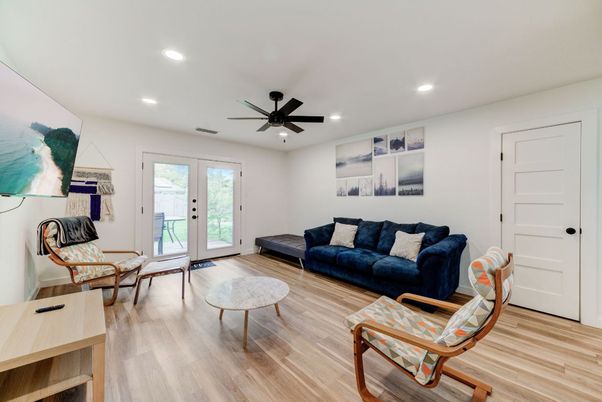 Interior, Living room, Recessed Lighting, Wood Texture Flooring