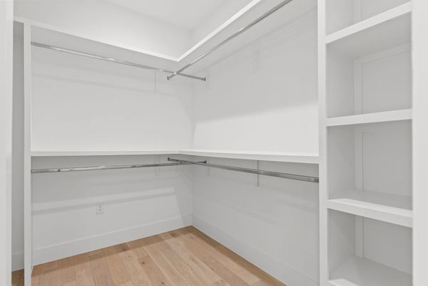 Interior, Walk-in Closets, Wood Texture Flooring