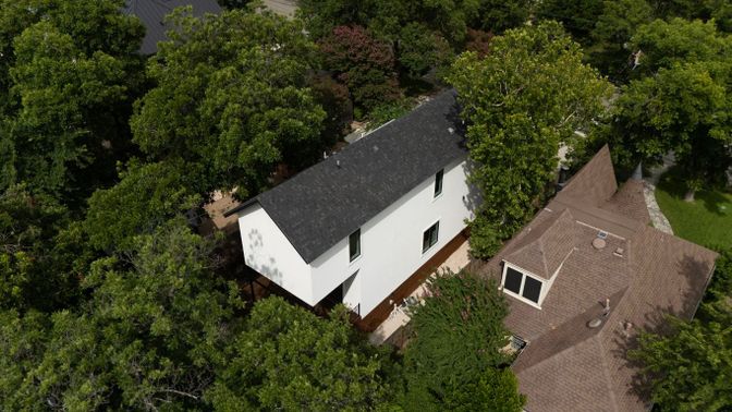 Exterior, Drone