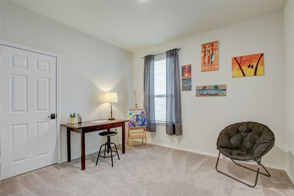 Home Office, Interior