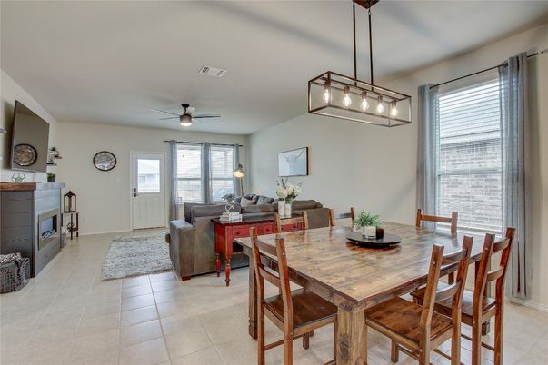 Dining room, Interior, Living room, Pendant Lights