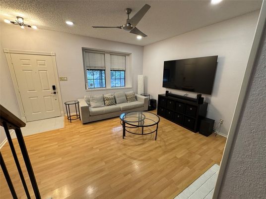 Interior, Living room, Recessed Lighting, Wood Texture Flooring