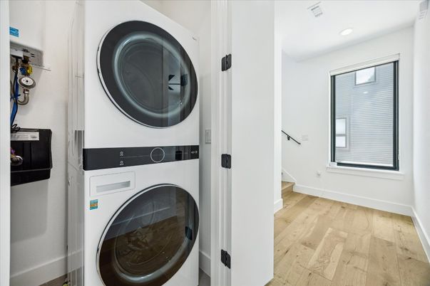 Interior, Recessed Lighting, Utility Closets, Washer, Wood Texture Flooring