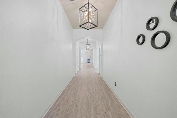 Interior, Pendant Lights, Wood Texture Flooring