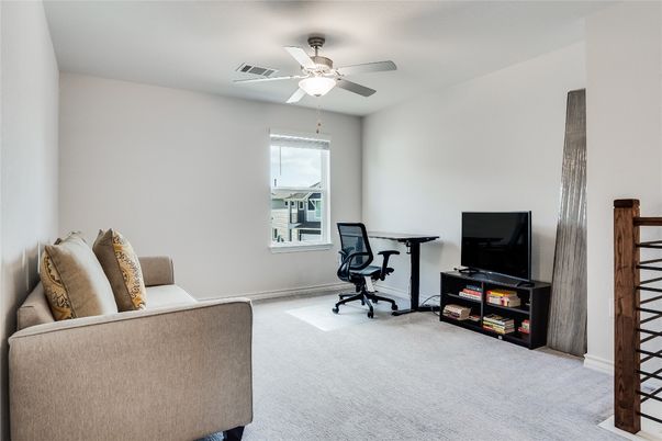 Home Office, Interior