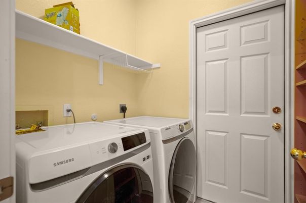 Interior, Washer