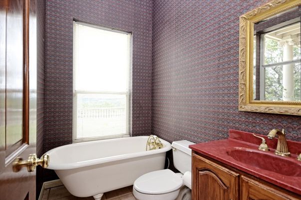 Bathroom, Free Standing Baths, Interior