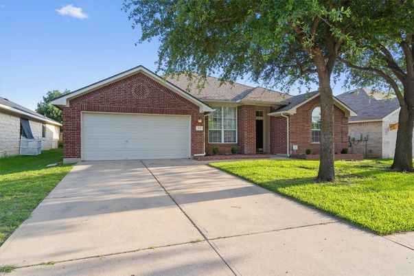 Attached, Exterior, Facade, Brick Facade, Ranch