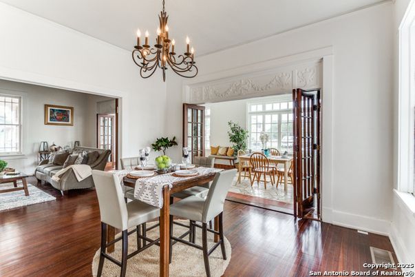 Chandelier, Dining room, Interior, Living room, Wood Texture Flooring