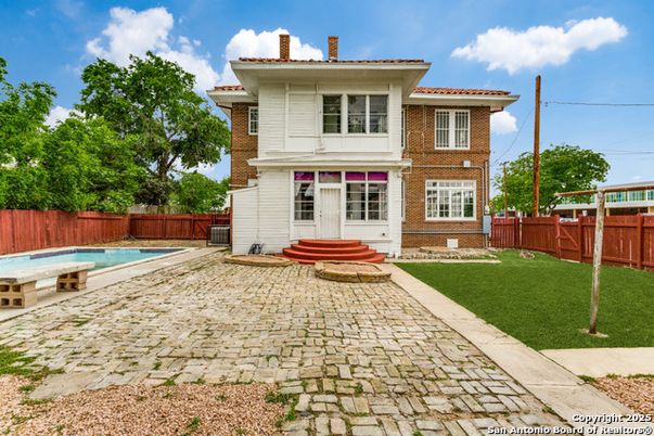 Backyard, Exterior, Pool