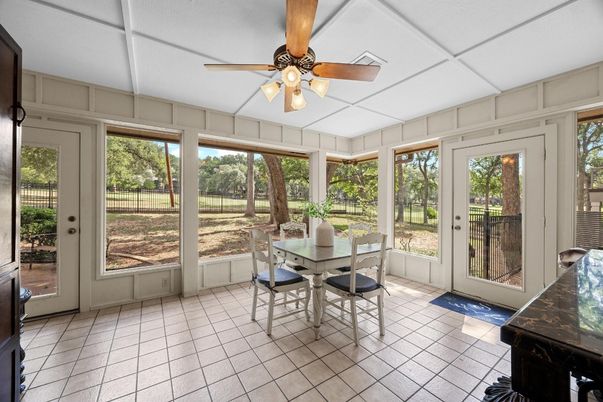 Dining room, Interior, Sun Room