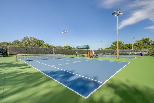 Exterior, Tennis Courts