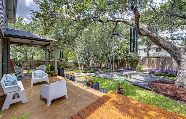 Backyard, Exterior