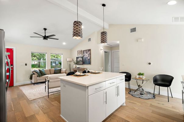 Interior, Living room, Pendant Lights, Recessed Lighting, Wood Texture Flooring