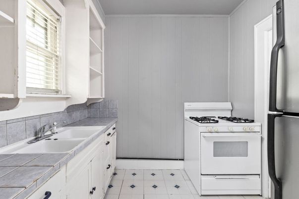 Interior, Kitchen, Tile Countertops